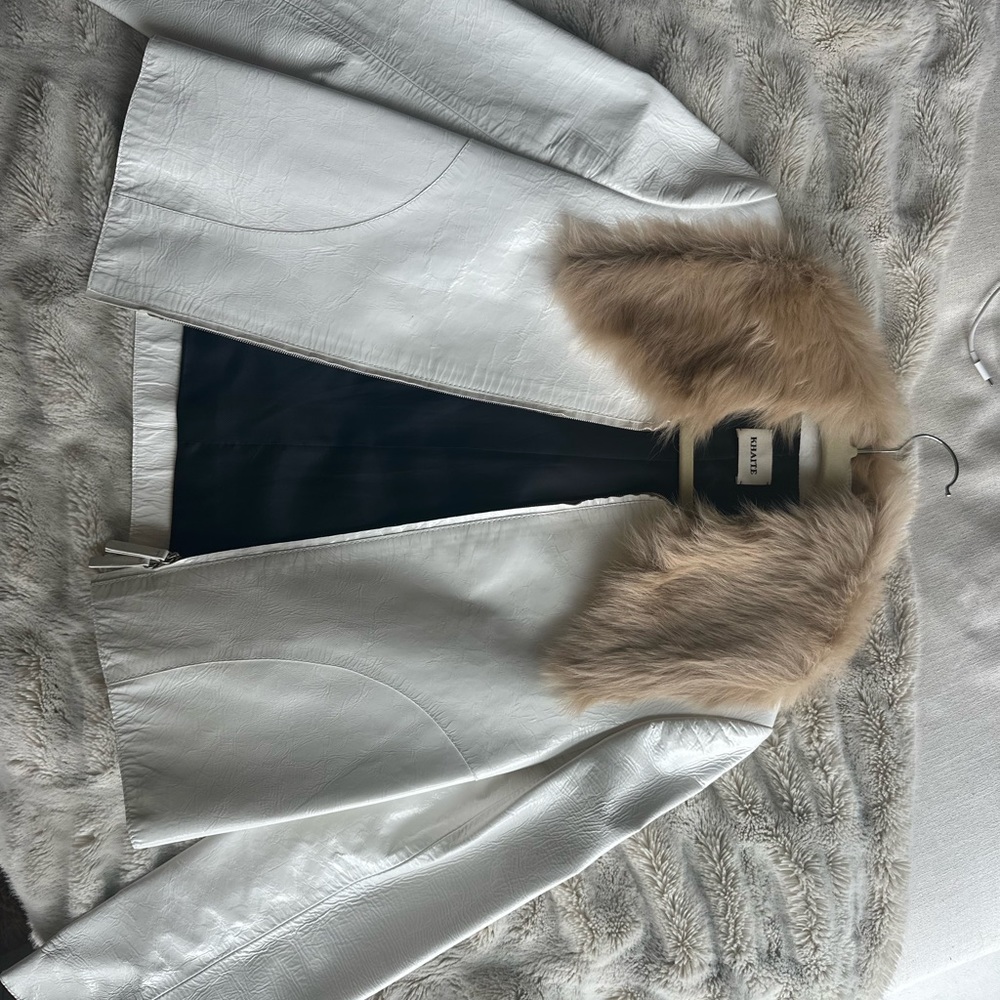 Khaite white leather faux fur trim jacket. Size 0 fits 0-4. Can’t be found now.